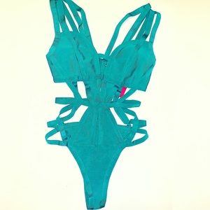 Brand New Wow Couture Monokini